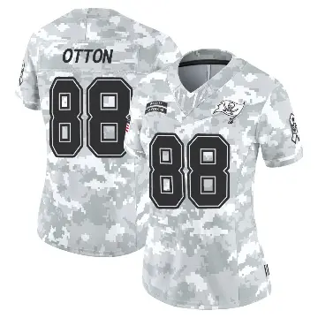 ＃88 Women's Cade Otton Arctic Camo Limited Tampa Bay Buccaneers 2024 Salute to Service Jersey